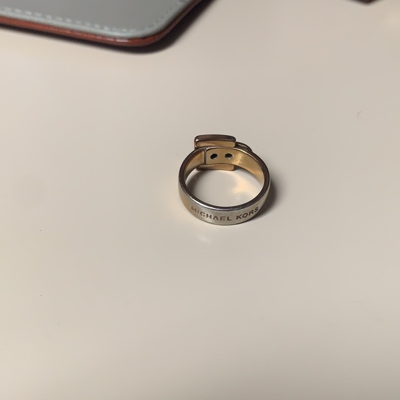 Michael Kors Ring - Picture 2 of 2